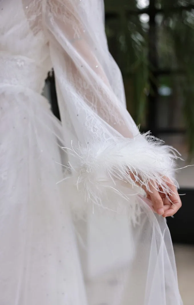 DOLLY Elegant White Deep V-Neck Lace Feather Bell Sleeves Long Robe Dress-ZOBA (V)*