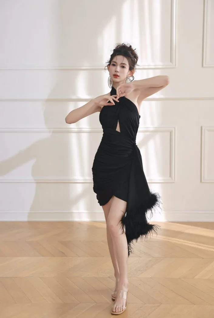 DOLLY Luxury Black Swan Cross Feather Halterneck Backless Date Dress-PRAGYA