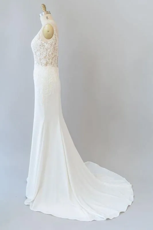 Elegant Lace Floor Length Mermaid Wedding Dress