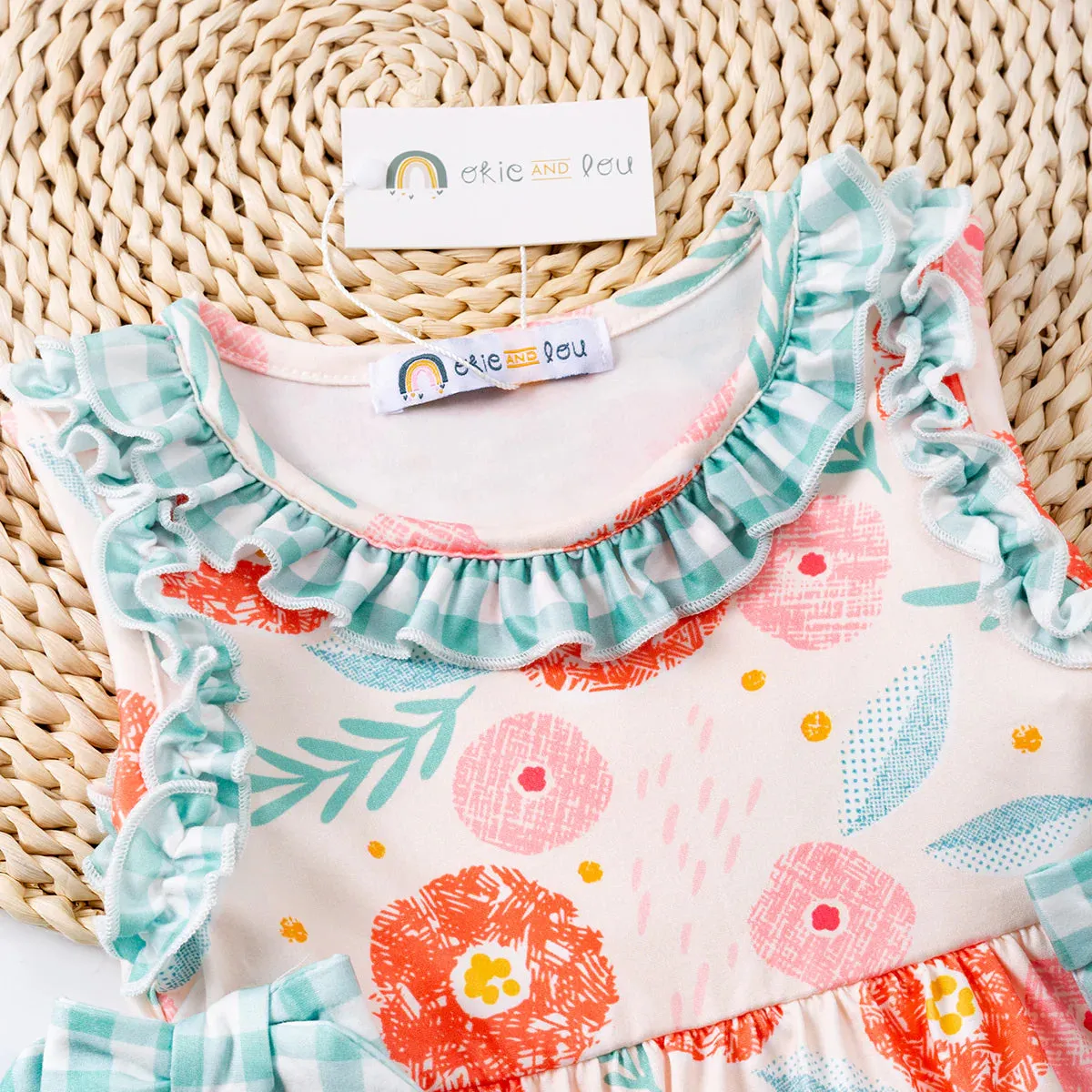 Jeannie-sleeveless 2-pc long short outfit