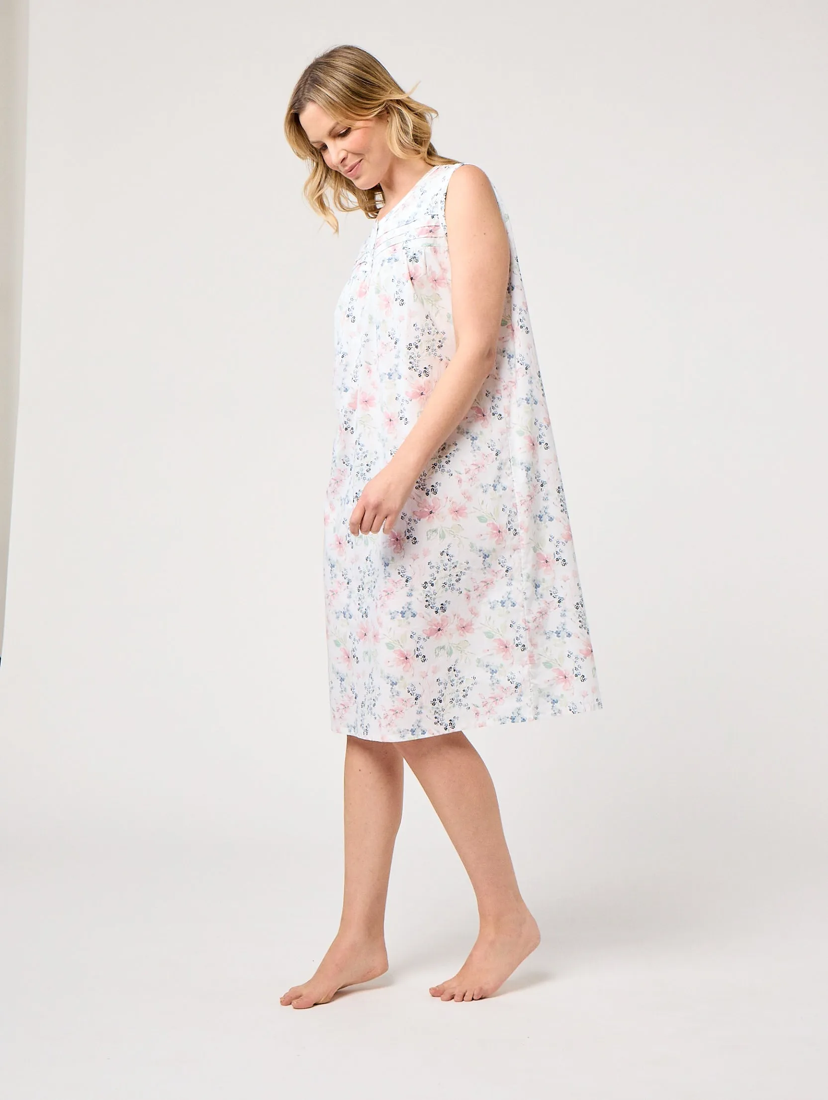 Liyana Sleeveless Nightie